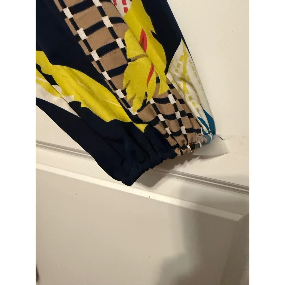 N/A offering dress cuffs